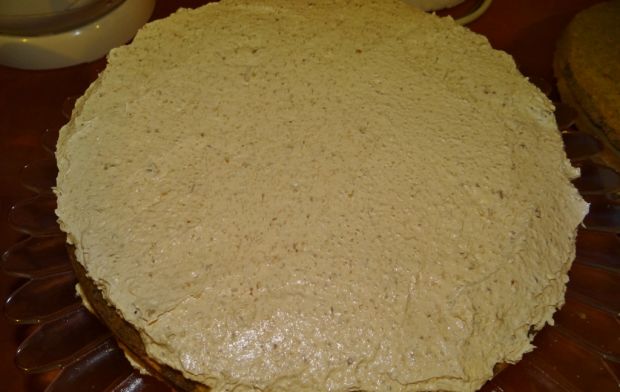 Tort makowo-orzechowy
