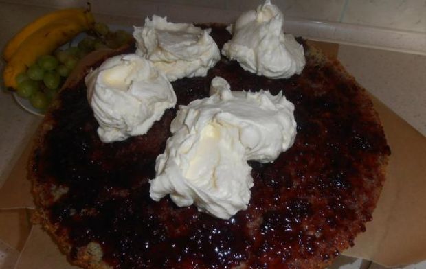 Tort makowy z białą czekoladą 